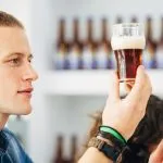 Ciervo en la cata de cerveza